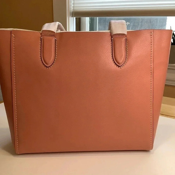 COACH Derby Pebbled Leather Shoulder Tote in Light Coral - Picture 4 of 16